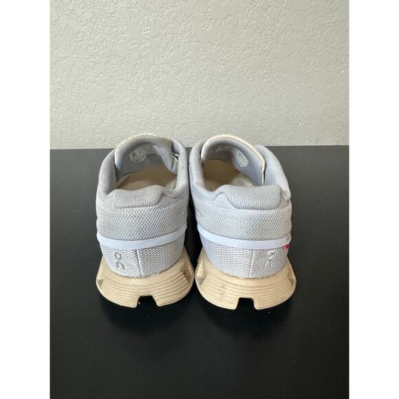 On Cloud 5 Running Training Walking Women 8.5 Comfort Athletic Sneaker Stains - Picture 8 of 9